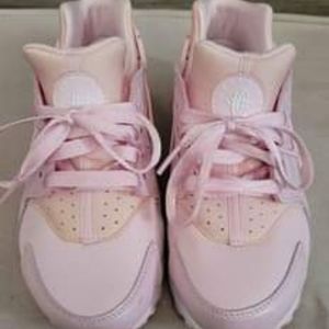 Women's sneakers